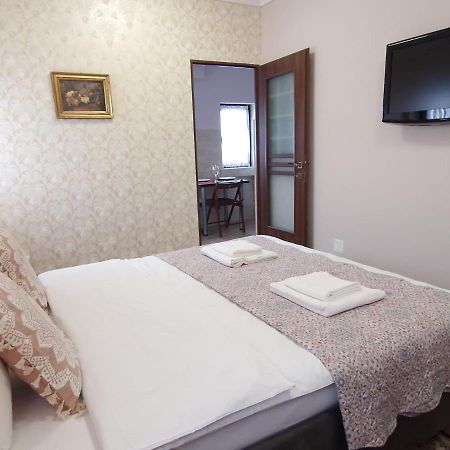 Laroka House Arty And Cosy Studio Universitate Center Bukarest Exterior foto