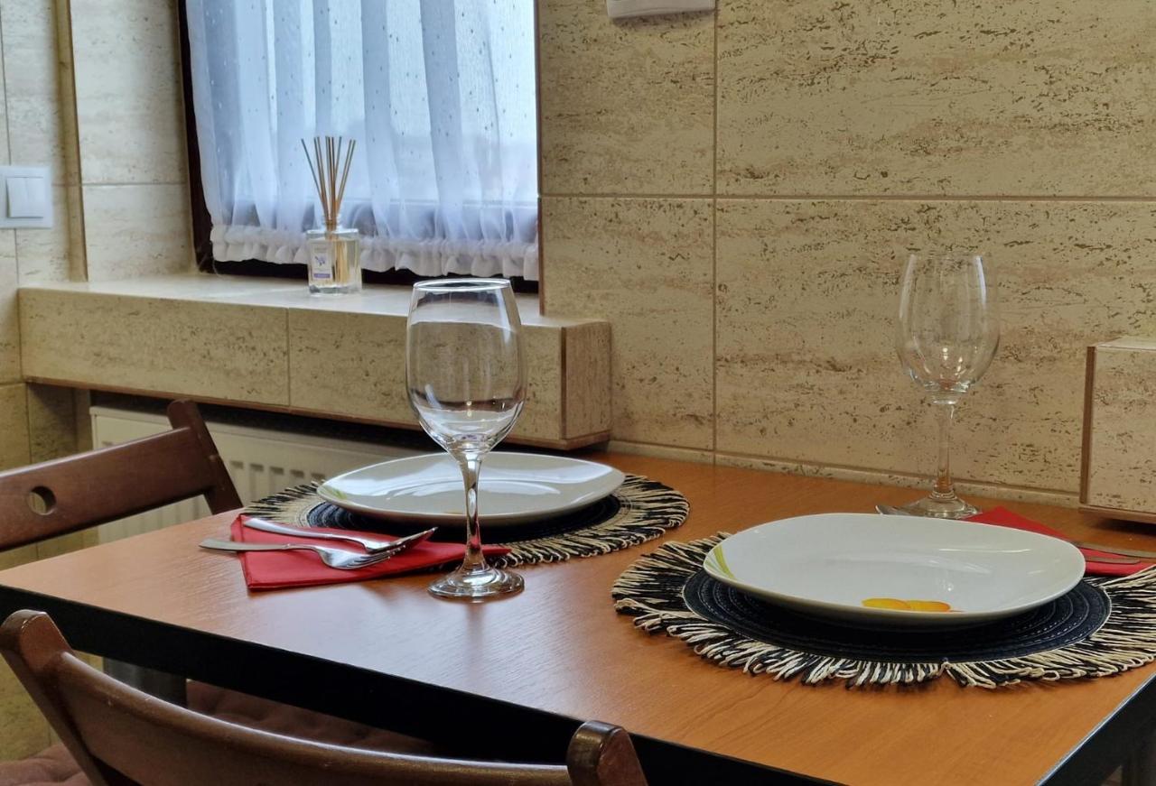 Laroka House Arty And Cosy Studio Universitate Center Bukarest Exterior foto